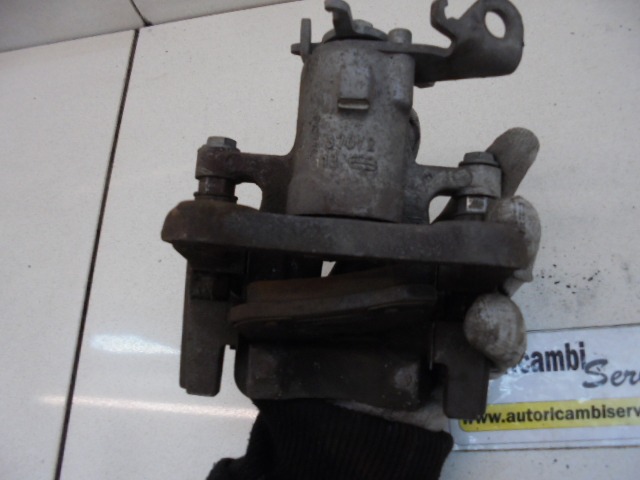 ZADNJE LEVE ZAVORNE CELJUSTI  OEM N. 440119651R ORIGINAL REZERVNI DEL RENAULT MEGANE MK3 BZ0/1 B3 DZ0/1 KZ0/1 BER/SPORTOUR/ESTATE (2009 - 2015) DIESEL LETNIK 2009