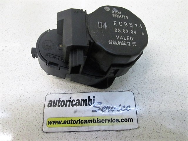 MOTORCEK OGREVANJA OEM N. 6935444.9 ORIGINAL REZERVNI DEL BMW X5 E53 LCI R (2003 - 2007) DIESEL LETNIK 2004