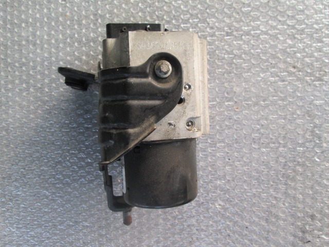 ABS AGREGAT S PUMPO OEM N. 12794168 ORIGINAL REZERVNI DEL SAAB 9-3 YS3F MK2 BER/SW/CABRIO (2003 - 2006) DIESEL LETNIK 2004