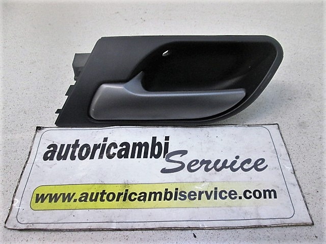 NOTRANJA KLJUKA  OEM N. 8-408-566 ORIGINAL REZERVNI DEL BMW X5 E53 LCI R (2003 - 2007) DIESEL LETNIK 2004