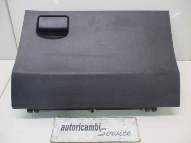 PREDAL ZA DOKUMENTE OEM N. 55550-0D060 ORIGINAL REZERVNI DEL TOYOTA YARIS P9 MK2 (01/2006 - 2009) DIESEL LETNIK 2007