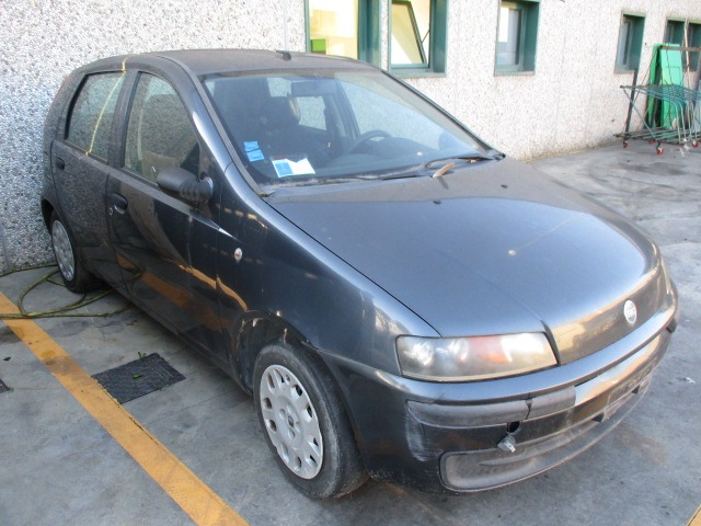 FIAT PUNTO 1.2 B 5P 5M 44KW (2003) RICAMBI IN MAGAZZINO