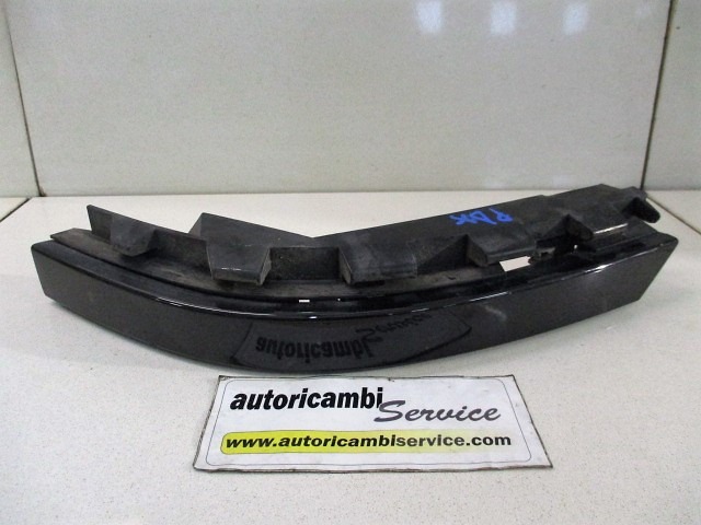 MOUNTING DELI ODBIJAC ZADNJI OEM N. 72758411 ORIGINAL REZERVNI DEL BMW SERIE 7 E65/E66/E67/E68 LCI R (2005 - 2008) DIESEL LETNIK 2005