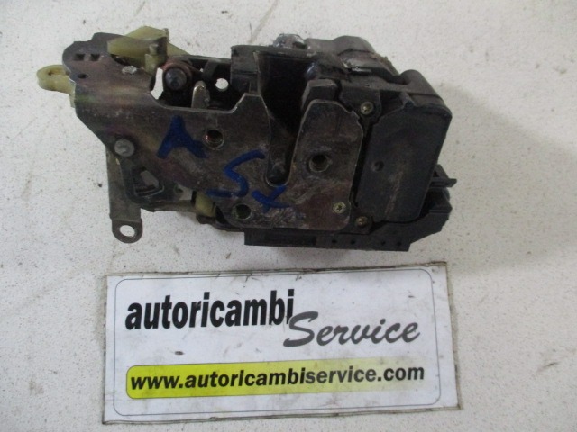 CENTRALNI ZAKLEP SPREDNJIH VRAT  OEM N. 46766574 ORIGINAL REZERVNI DEL FIAT MAREA 185 R BER/SW (03/1999 - 2003) DIESEL LETNIK 1999