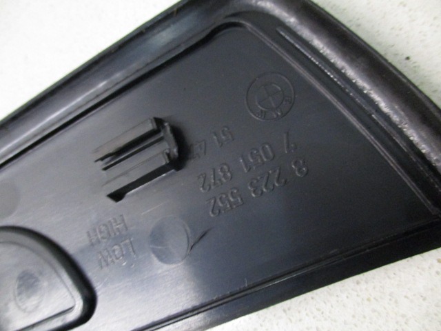 NOTRANJA OBLOGA PRAGA  OEM N. 8223552 ORIGINAL REZERVNI DEL BMW SERIE 7 E65/E66/E67/E68 LCI R (2005 - 2008) DIESEL LETNIK 2005