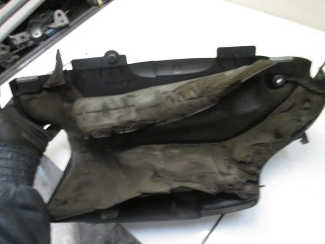POKROV MOTORJA  OEM N. 14389710 ORIGINAL REZERVNI DEL BMW X3 E83 (2004 - 08/2006 ) DIESEL LETNIK 2005