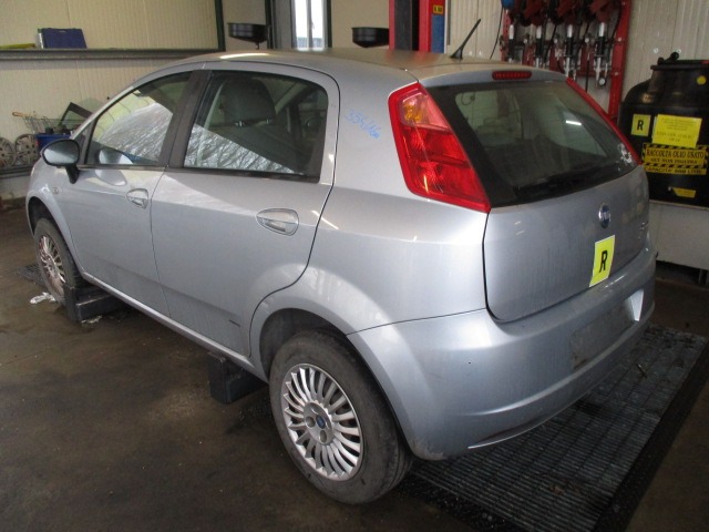 FIAT GRANDE PUNTO 1.3 D 5P 6M 66KW (2006) RICAMBI IN MAGAZZINO