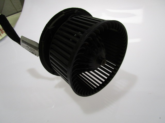 VENTILATOR  KABINE  OEM N. 8200468105 ORIGINAL REZERVNI DEL DACIA LOGAN MK1 (2004 - 2013) DIESEL LETNIK 2011