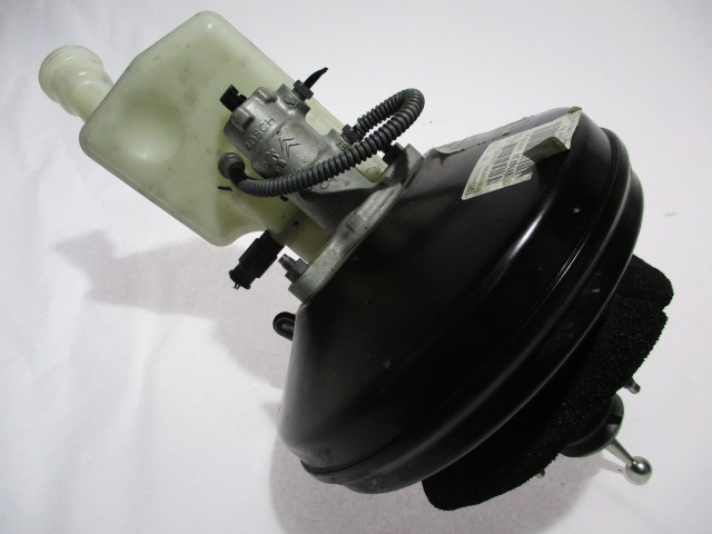 SERVO OJACEVALNIK ZAVOR S PUMPO OEM N. 9682984780 ORIGINAL REZERVNI DEL CITROEN C3 MK2 SC (2009 - 2016) BENZINA LETNIK 2010