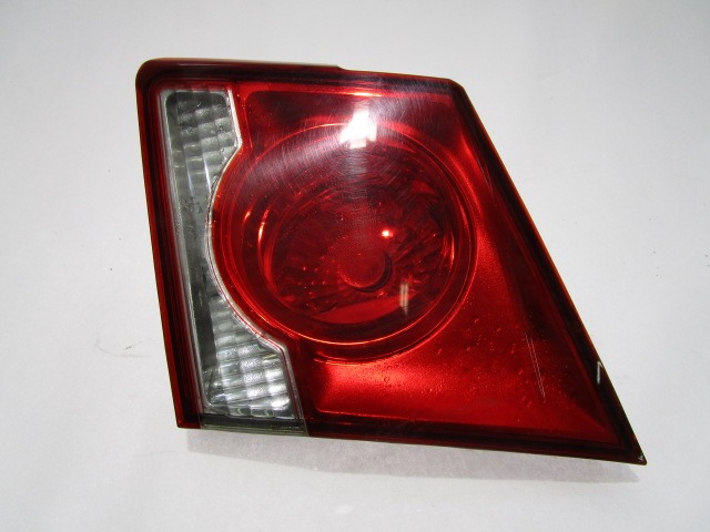 ZADNJI DESNI ZAROMETI OEM N. 96830495 ORIGINAL REZERVNI DEL CHEVROLET CRUZE J300 J305 (2009 - 2019) DIESEL LETNIK 2010