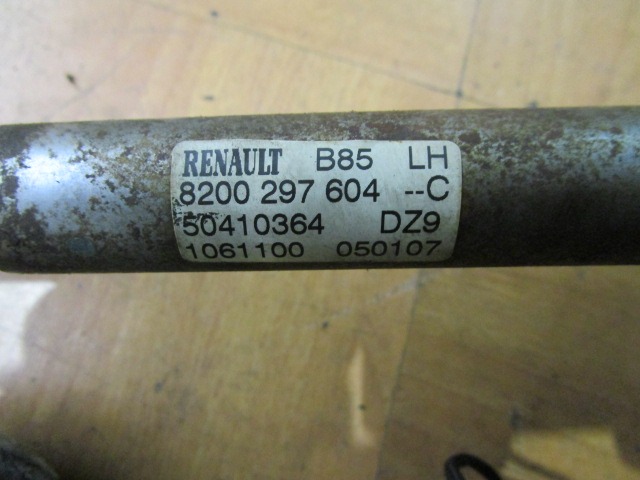 VOLANSKI DROG OEM N. 8200294978 ORIGINAL REZERVNI DEL RENAULT CLIO BR0//1 CR0/1 KR0/1 MK3 (2005 - 05/2009) DIESEL LETNIK 2007