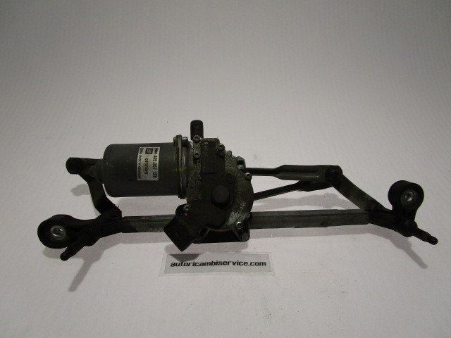 MOTORCEK PREDNJIH BRISALCEV OEM N. 13182340 ORIGINAL REZERVNI DEL OPEL CORSA D S07 (2006 - 2011) DIESEL LETNIK 2006