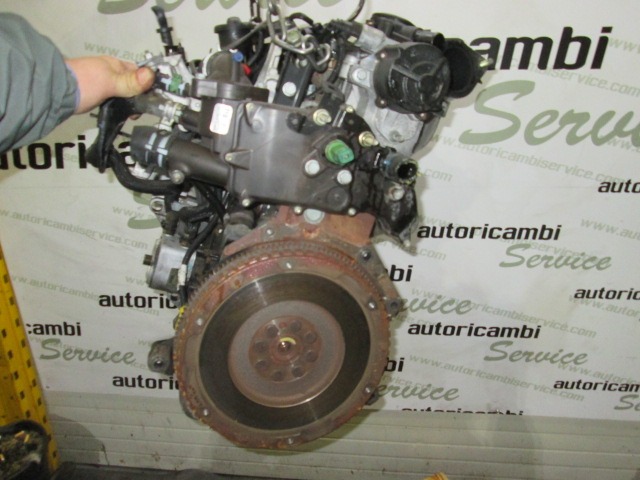 MOTOR OEM N. RHY ORIGINAL REZERVNI DEL CITROEN XSARA PICASSO (1999 - 2010) DIESEL LETNIK 2004