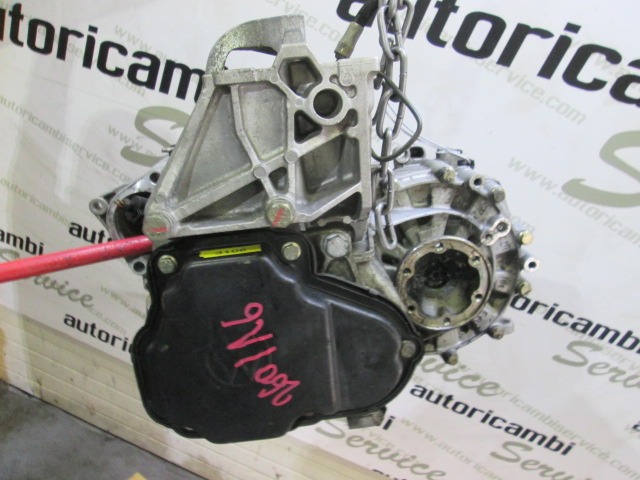 ROCNI MENJALNIK OEM N. EBJ08059 ORIGINAL REZERVNI DEL VOLKSWAGEN NEW BEETLE 9C1 1C1 1Y7 (1999 - 2006) DIESEL LETNIK 1999