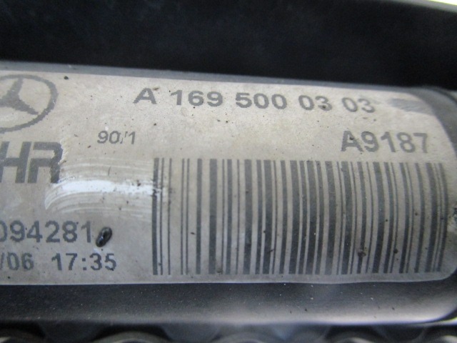 RADIATOR VODE OEM N. A1695000604 ORIGINAL REZERVNI DEL MERCEDES CLASSE A W169 5P C169 3P (2004 - 04/2008) BENZINA LETNIK 2006