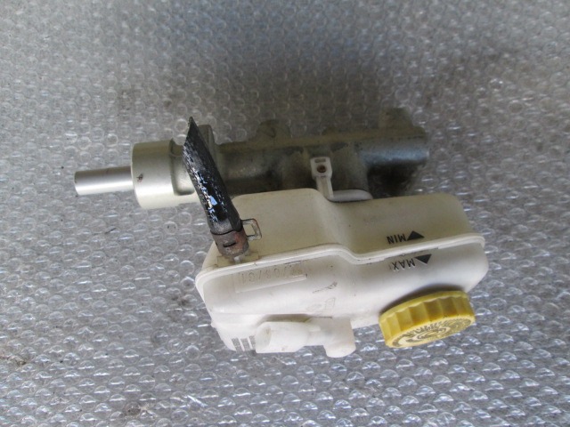 ZAVORNI CILINDER OEM N. 6Q0611019Q ORIGINAL REZERVNI DEL VOLKSWAGEN FOX 5Z1 5Z3 5Z4 (2005 - 2011) DIESEL LETNIK 2006