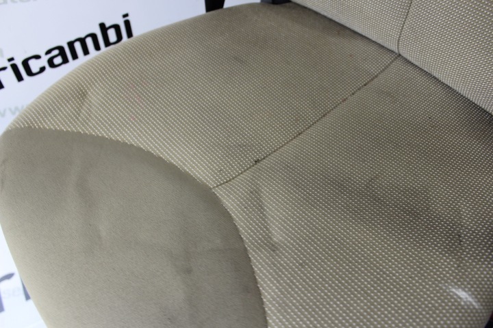 SPREDNJI DESNI SEDE? BLAGO OEM N. SEADTPG107PMBR3P ORIGINAL REZERVNI DEL PEUGEOT 107 PM PN (2005 - 2014) BENZINA LETNIK 2006