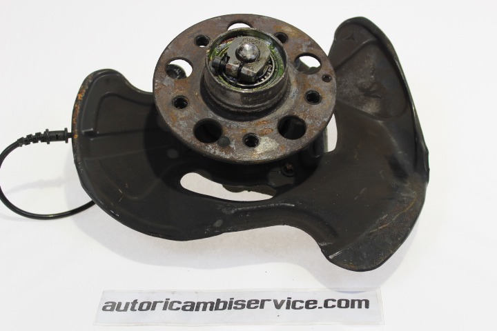 LEVI VRTLJIVI LEZAJ / PESTO KOLESA Z LEZAJEM SPREDAJ OEM N. 2043320101 ORIGINAL REZERVNI DEL MERCEDES CLASSE CLK W209 C209 COUPE A209 CABRIO (2002 - 2010)DIESEL LETNIK 2003