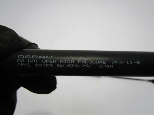 AMORTIZERJI PRTLJAZNIH VRAT  OEM N. 629297570N ORIGINAL REZERVNI DEL OPEL ASTRA H A04 L48,L08,L35,L67 5P/3P/SW (2004 - 2007) DIESEL LETNIK 2005