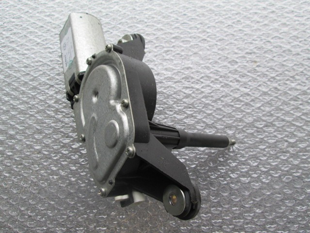 MOTORCEK ZADNJEGA BRISALCA OEM N. 4652386 ORIGINAL REZERVNI DEL FIAT PUNTO 188 MK2 R (2003 - 2011) BENZINA LETNIK 2010