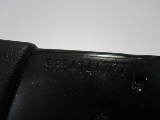 OEM N.  ORIGINAL REZERVNI DEL PEUGEOT 307 3A/B/C/E/H BER/SW/CABRIO (2001 - 2009) DIESEL LETNIK 2007