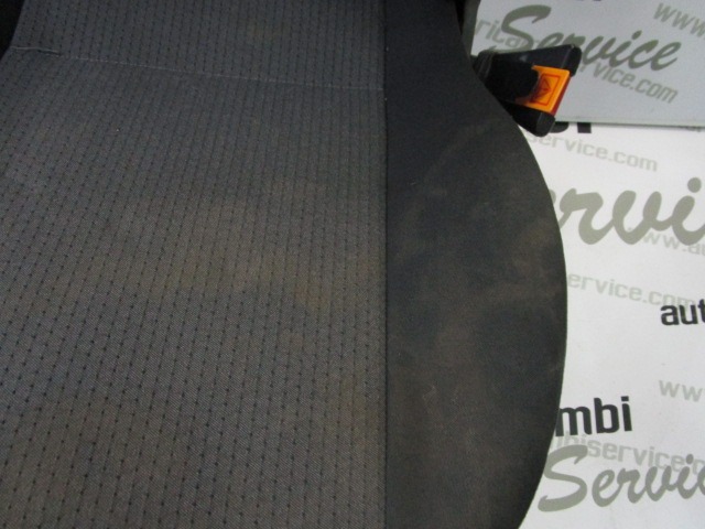SPREDNJI DESNI SEDE? BLAGO OEM N. SEADTOPMERIVAAX03MV5P ORIGINAL REZERVNI DEL OPEL MERIVA A X03 (2003 - 2006) BENZINA LETNIK 2006