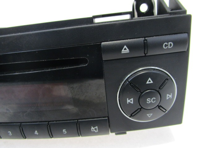 RADIO CD / OJACEVALNIK / IMETNIK HIFI OEM N. A1698200486 ORIGINAL REZERVNI DEL MERCEDES CLASSE A W169 5P C169 3P (2004 - 04/2008) BENZINA LETNIK 2007