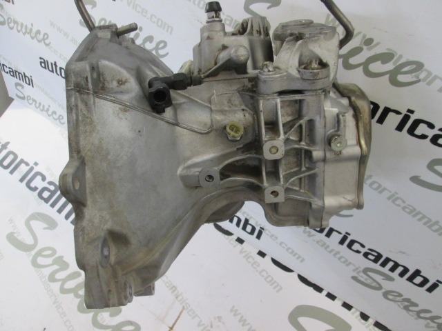 ROCNI MENJALNIK OEM N. 90400206 ORIGINAL REZERVNI DEL OPEL MERIVA A X03 (2003 - 2006) BENZINA LETNIK 2006