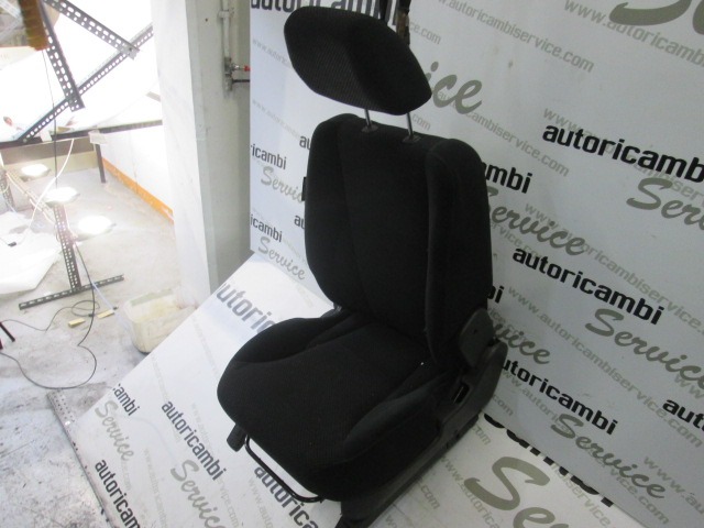 SPREDNJI DESNI SEDE? BLAGO OEM N. SEADTHYTUCSONJMMK1SV5P ORIGINAL REZERVNI DEL HYUNDAI TUCSON JM MK1 (2004 - 2009) DIESEL LETNIK 2007