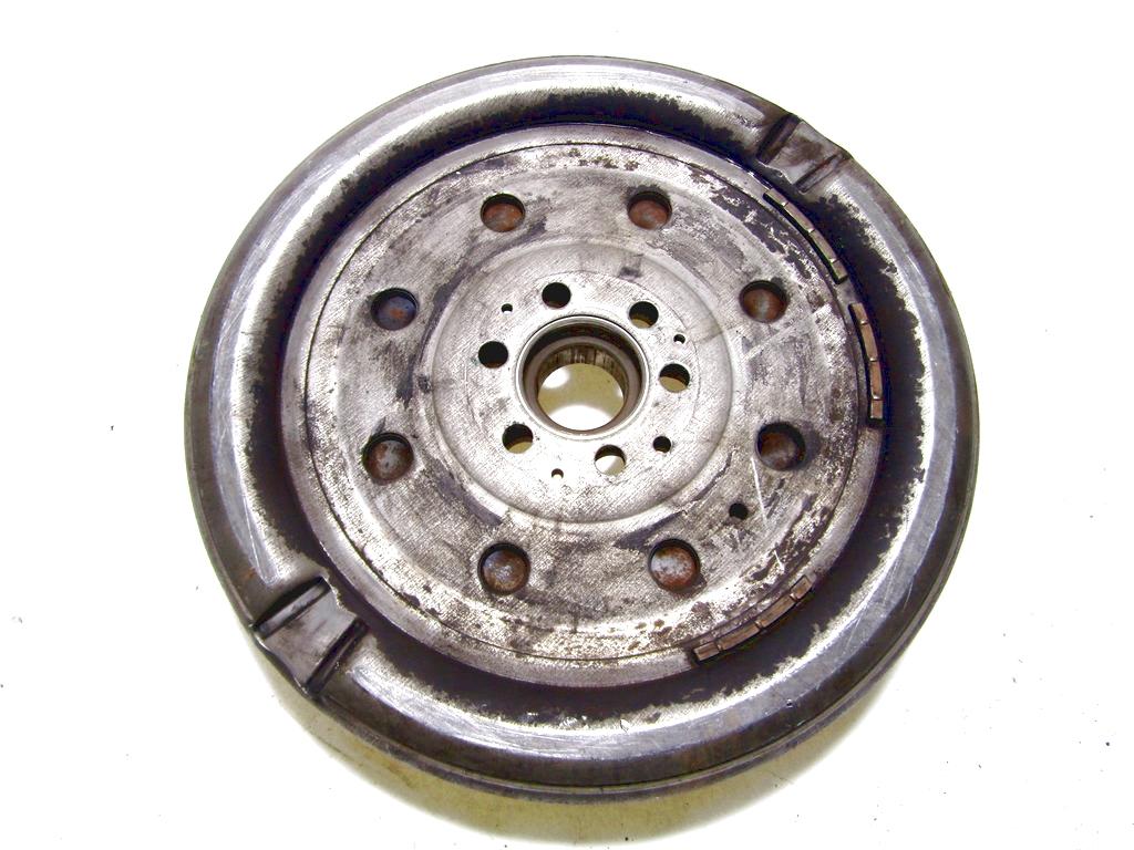 VZRTAJNIK OEM N. 03G105264Q ORIGINAL REZERVNI DEL VOLKSWAGEN GOLF V 1K1 1K5 MK5 BER/SW (02/2004-11/2008) BENZINA LETNIK 2004