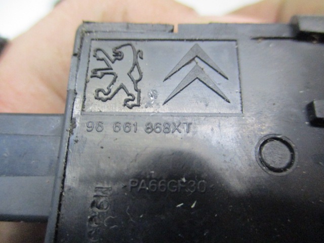 GLAVNO STIKALO LUCI OEM N. 96661868XT ORIGINAL REZERVNI DEL CITROEN C3 MK2 SC (2009 - 2016) BENZINA LETNIK 2010