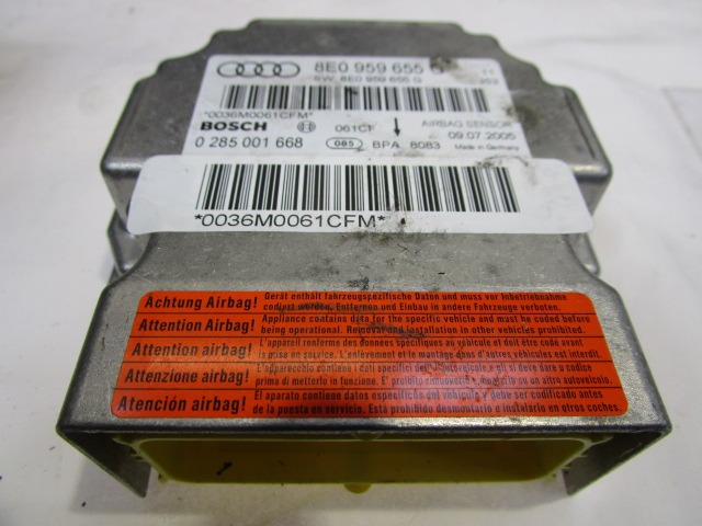 KIT AIRBAG KOMPLET OEM N. 8E0959655 ORIGINAL REZERVNI DEL AUDI A4 B7 8EC 8ED 8HE BER/SW/CABRIO (2004 - 2007) DIESEL LETNIK 2005