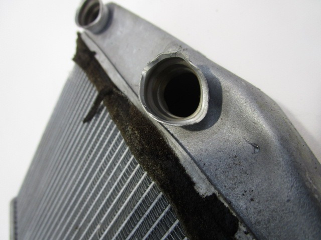 GRELEC RADIATORJA OEM N. 77365032 ORIGINAL REZERVNI DEL FIAT GRANDE PUNTO 199 (2005 - 2012) DIESEL LETNIK 2007