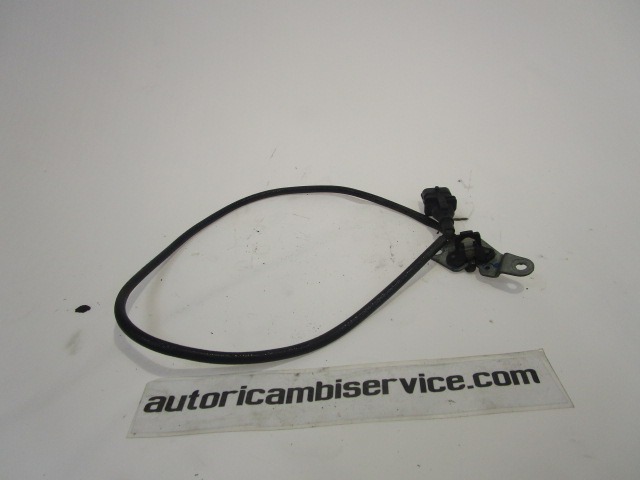 SENZOR OBRATOV MOTORJA OEM N. 281002213 ORIGINAL REZERVNI DEL OPEL VECTRA C Z02 BER/SW (2002 - 2006) DIESEL LETNIK 2005