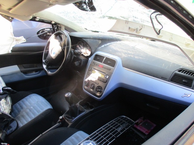 FIAT GRANDE PUNTO 1.3 D 55KW 5M 3P (2005) RICAMBIO USATO 