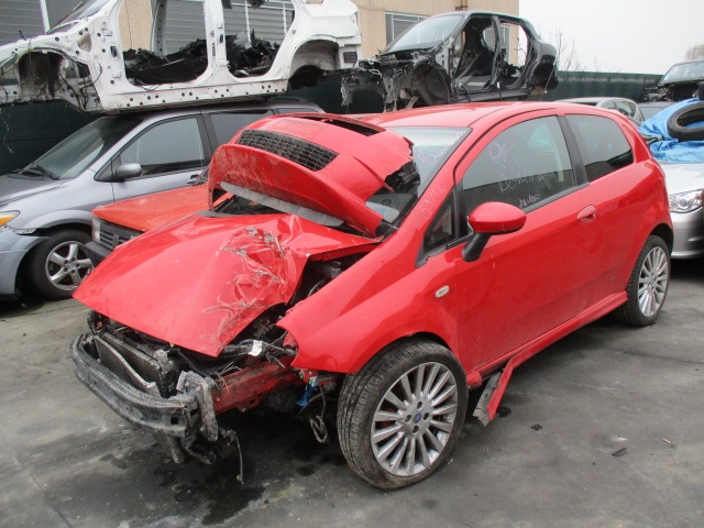 FIAT GRANDE PUNTO 1.4 B 70KW 6M 3P (2006) RICAMBIO USATO 