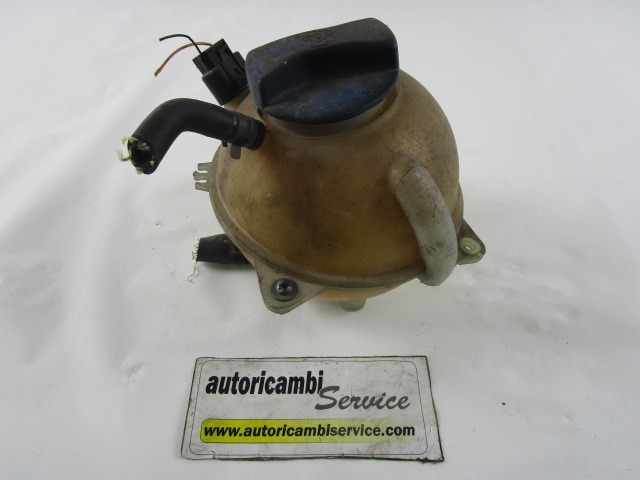 HLADILNA VODA ZA RADIJATORJE OEM N. 1J0121407F ORIGINAL REZERVNI DEL VOLKSWAGEN NEW BEETLE 9C1 1C1 1Y7 (1999 - 2006) DIESEL LETNIK 2001