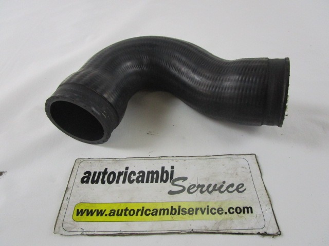 VISOKOTLACNE CEVI INTERCOOLER OEM N. 1J0145638B ORIGINAL REZERVNI DEL VOLKSWAGEN NEW BEETLE 9C1 1C1 1Y7 (1999 - 2006) DIESEL LETNIK 2001