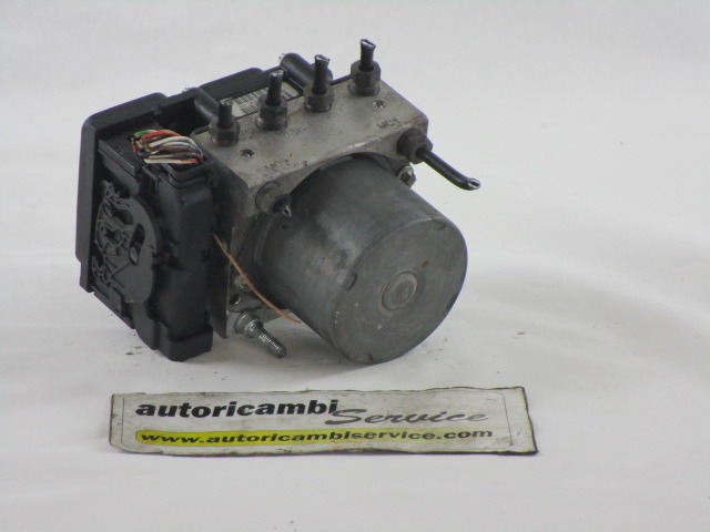 ABS AGREGAT S PUMPO OEM N. 26523535 ORIGINAL REZERVNI DEL FIAT GRANDE PUNTO 199 (2005 - 2012) DIESEL LETNIK 2005