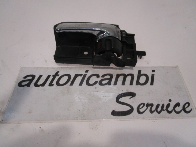 NOTRANJA KLJUKA  OEM N. 6920602110B0 ORIGINAL REZERVNI DEL TOYOTA COROLLA E12 (2000 - 2006) BENZINA LETNIK 2004