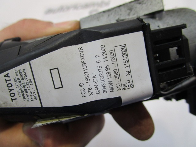 KOMPLET ODKLEPANJE IN VZIG  OEM N. 16378 KIT ACCENSIONE AVVIAMENTO ORIGINAL REZERVNI DEL TOYOTA COROLLA E12 (2000 - 2006) BENZINA LETNIK 2004