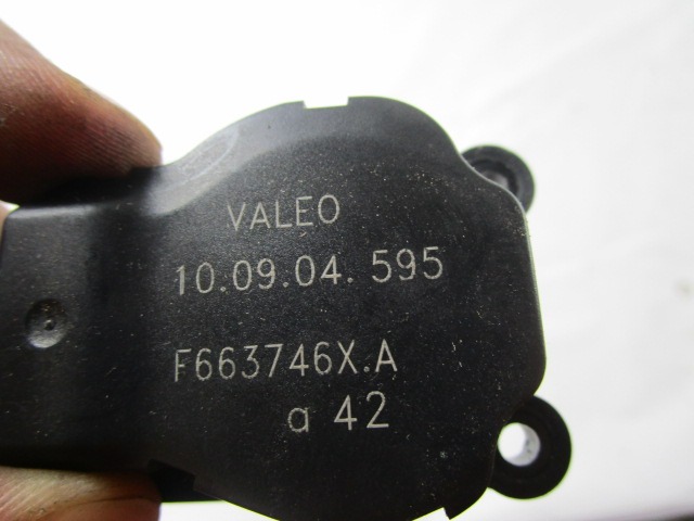 MOTORCEK OGREVANJA OEM N. F663746X ORIGINAL REZERVNI DEL CITROEN C3 / PLURIEL MK1 (2002 - 09/2005) DIESEL LETNIK 2005