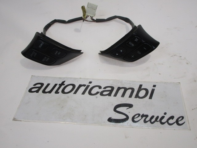 MULTIFUNKCIJSKI VOLAN OEM N.  ORIGINAL REZERVNI DEL MAZDA 6 GG GY (2003-2008) DIESEL LETNIK 2007