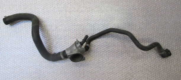 TERMOSTATSKI VENTIL OEM N. 55203388 ORIGINAL REZERVNI DEL OPEL VECTRA C Z02 R BER/SW (2006 - 2009) DIESEL LETNIK 2007