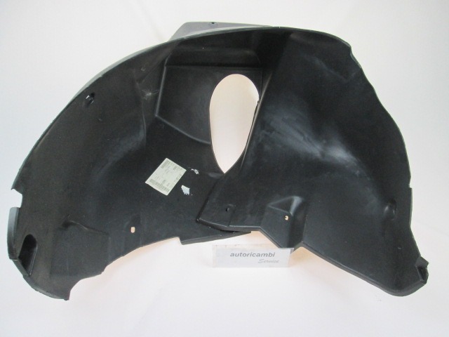 ZADNJI KOLOTEK  OEM N. 8D0810171 ORIGINAL REZERVNI DEL AUDI A4 B5 BER/SW (1994 - 12/2000) DIESEL LETNIK 1999