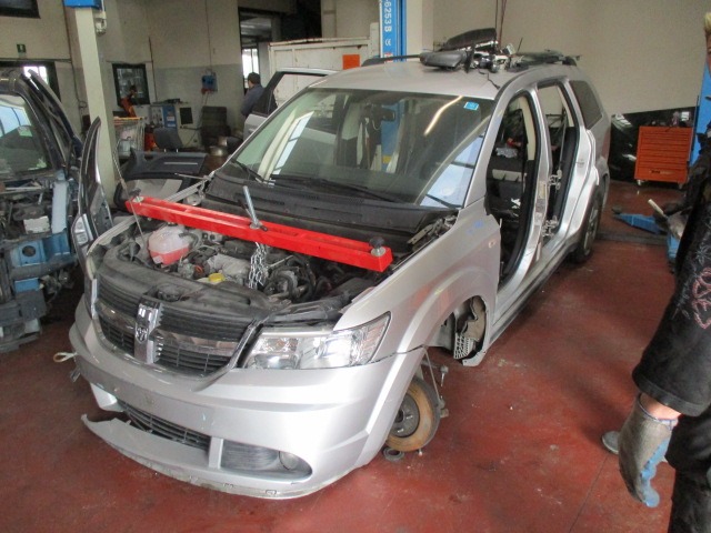 DODGE JOURNEY 2.0 D 103KW AUT 5P (2008) RICAMBIO USATO 