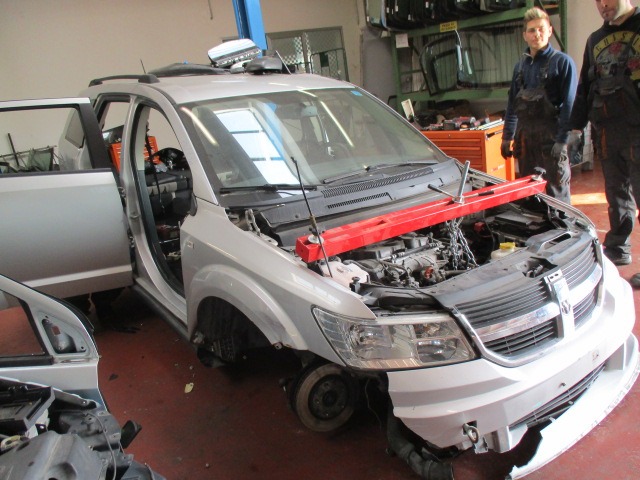 DODGE JOURNEY 2.0 D 103KW AUT 5P (2008) RICAMBIO USATO 