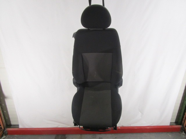 SPREDNJI DESNI SEDE? BLAGO OEM N. SEADTOPMERIVAAX03MV5P ORIGINAL REZERVNI DEL OPEL MERIVA A X03 (2003 - 2006) DIESEL LETNIK 2004
