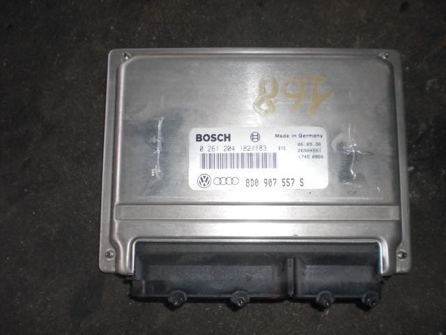 OSNOVNA KRMILNA ENOTA DDE / MODUL ZA VBRIZGAVANJE OEM N. 8D0907557S  ORIGINAL REZERVNI DEL AUDI A4 B5 BER/SW (1994 - 12/2000) BENZINA LETNIK 1996