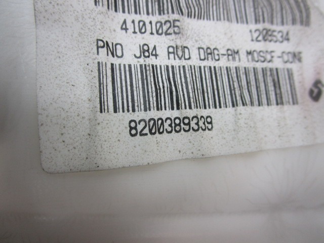 NOTRANJA OBLOGA SPREDNJIH VRAT OEM N. PNADTRNSCENICJM01MK2MV5P ORIGINAL REZERVNI DEL RENAULT SCENIC/GRAND SCENIC JM0/1 MK2 (2003 - 2009) DIESEL LETNIK 2004